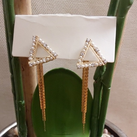 Elegant Gold Triangle Dangle Earrings - Picture 1 of 2